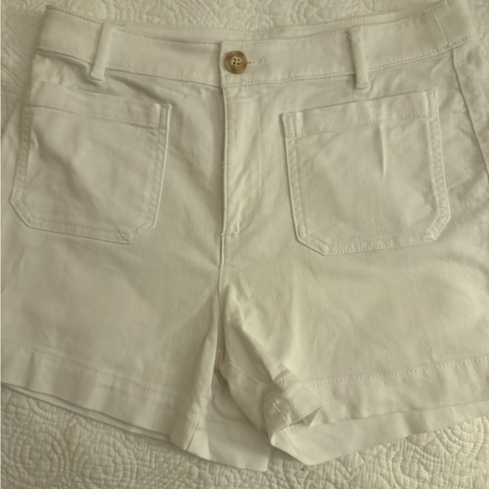 LOFT White Cargo Shorts Casual Style